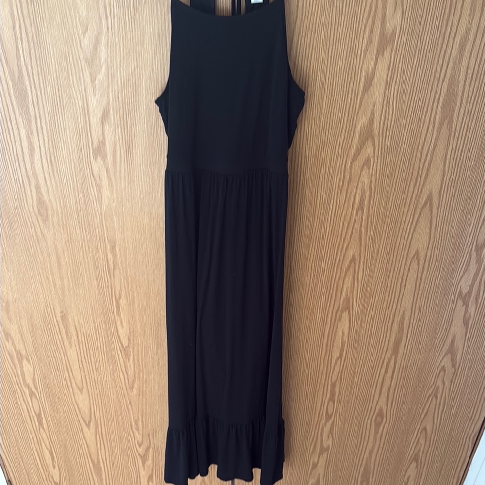 Old Navy, size Medium, Elegant Black Sleeveless Maxi Dress